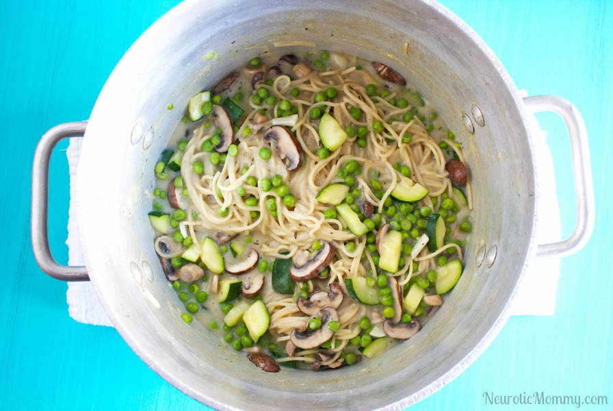 One Pot Vegan Mushroom Pasta