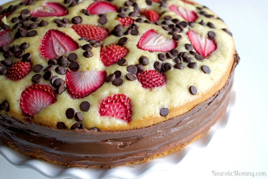 Strawberry Vanilla Naked Cake with Hazelnut Filling