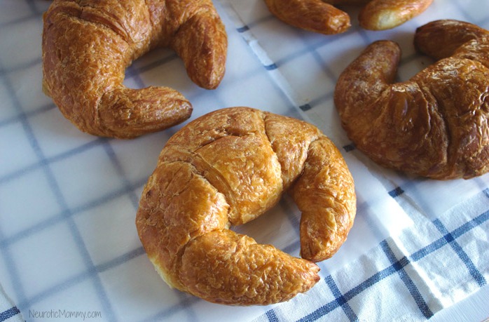 Baked Chocolate Almond Croissant Sandwiches - NeuroticMommy