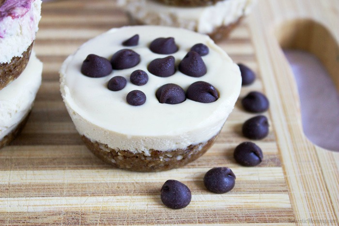 No Bake Mini Cherry and Chocolate Chip Cheesecakes