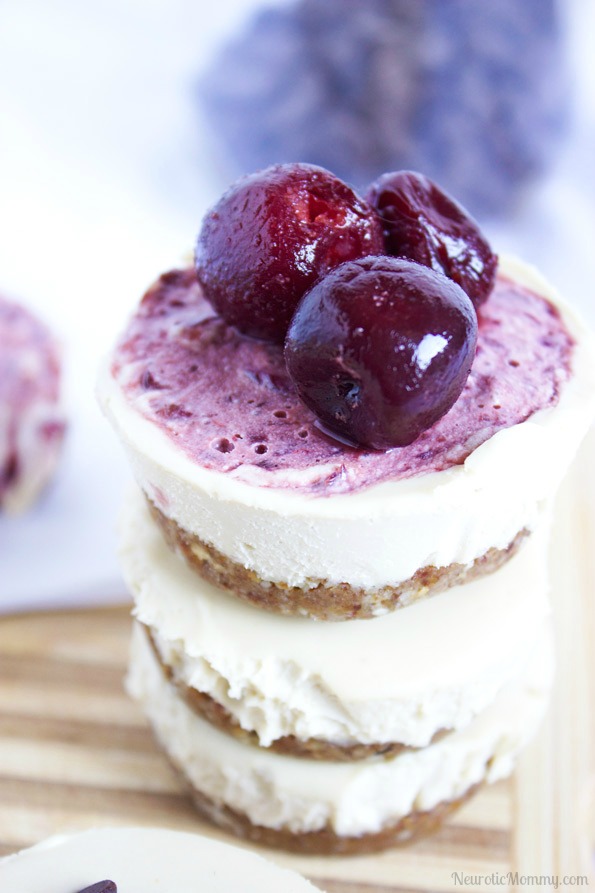 No Bake Mini Cherry and Chocolate Chip Cheesecakes