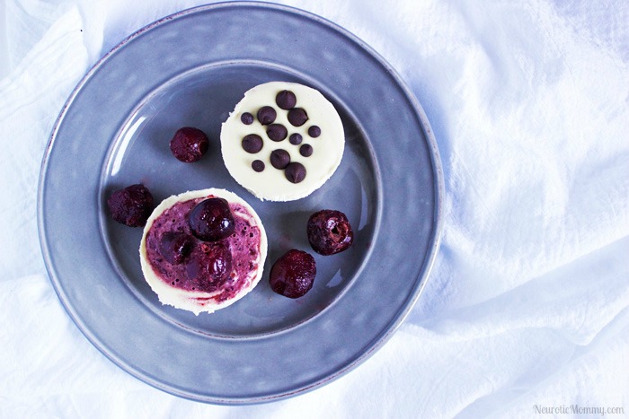 No Bake Mini Cherry and Chocolate Chip Cheesecakes