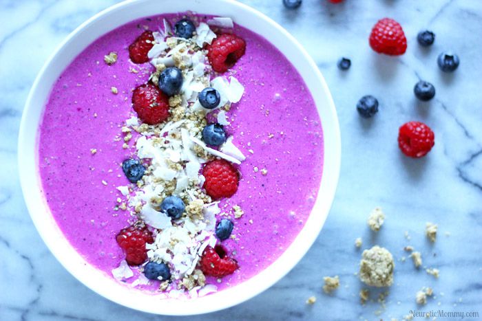 Powerful Dragon Fruit Smoothie Bowl