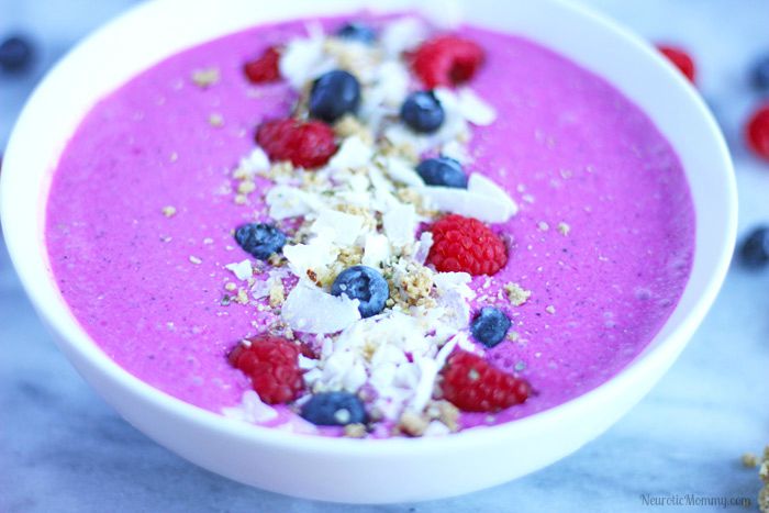 Powerful Dragon Fruit Smoothie Bowl