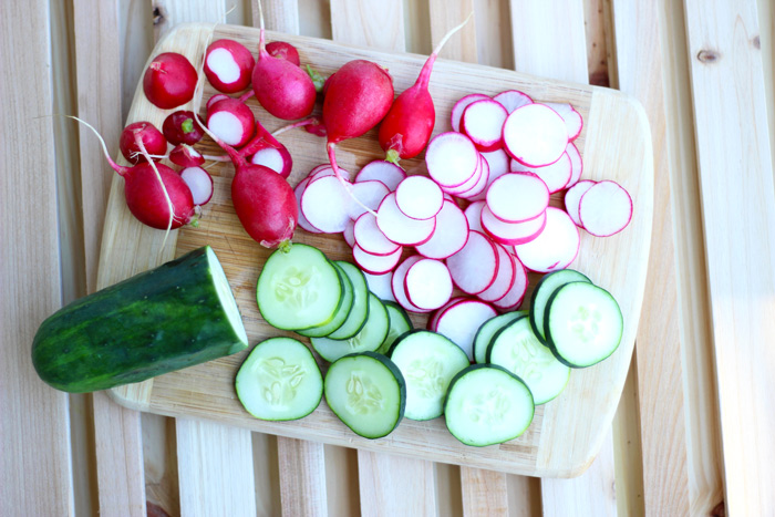 Organic Radish & Cucumber Salad with Mixed Greens. neuroticmommy.com