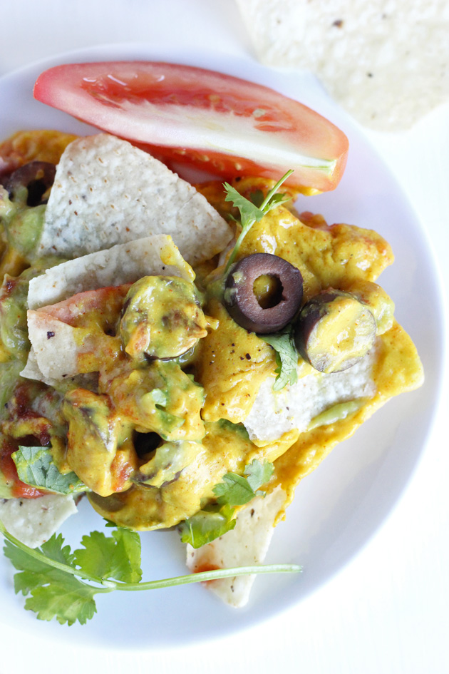 Fully Loaded Healthier Vegan Nachos - NeuroticMommy