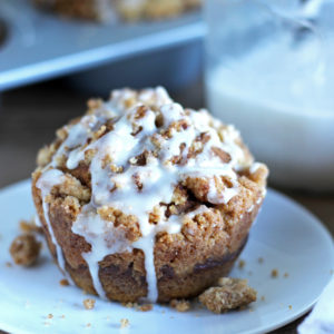 Pumpkin Streusel Muffins. Delicious. Moist. Healthy. All you need. #vegan #muffins neuroticmommy.com