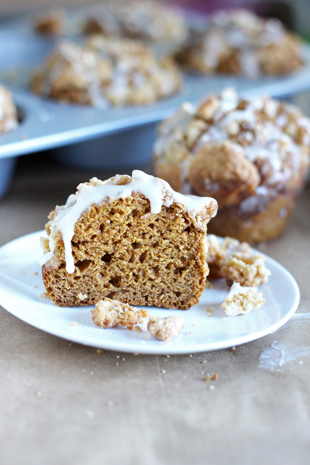 Pumpkin Streusel Muffins. Delicious. Moist. Healthy. All you need. #vegan #muffins neuroticmommy.com 