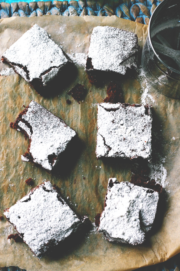 The Best Vegan Pumpkin Brownies. Chocolatey, decedent, with just the right amount of pumpkin. Tis the season! NeuroticMommy.com #vegan #chocolate #pumpkin #halloween