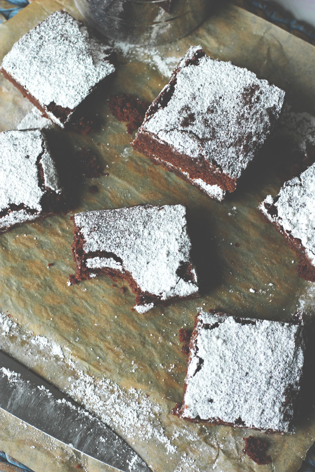 The Best Vegan Pumpkin Brownies. Chocolatey, decedent, with just the right amount of pumpkin. Tis the season! NeuroticMommy.com #vegan #chocolate #pumpkin #halloween