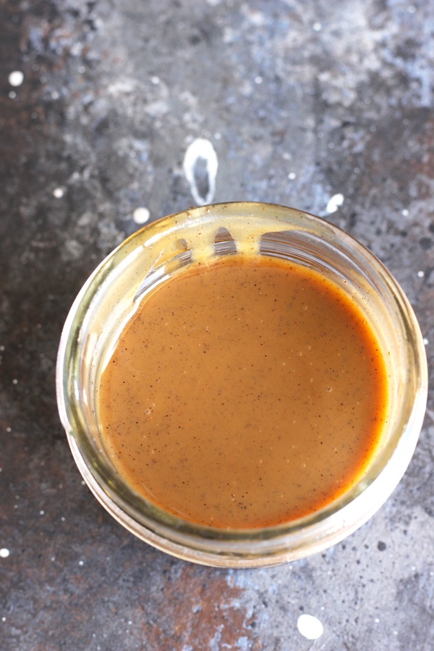 How to make vegan caramel sauce. It's literally the most delicious caramel ever. Keep it in your fridge and drizzle this on anything! NeuroticMommy.com #vegan