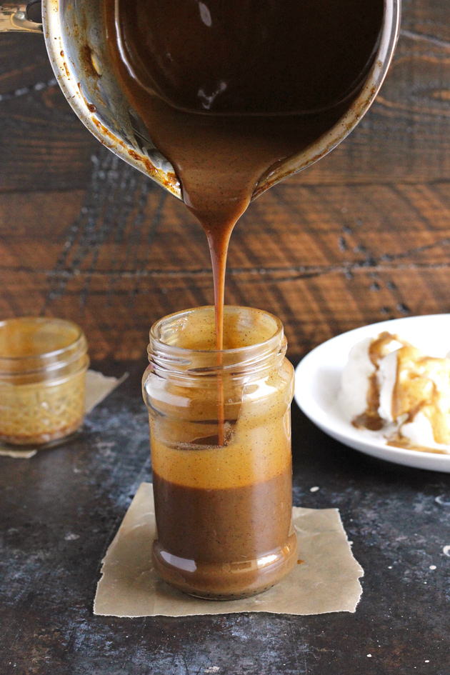 How to make vegan caramel sauce. It's literally the most delicious caramel ever. Keep it in your fridge and drizzle this on anything! NeuroticMommy.com #vegan