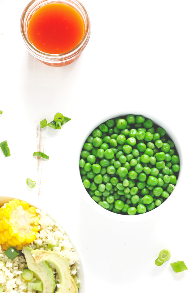 Sweet and Sour Cauliflower Rice Bowls are a super easy meal packed with sweet and savory flavors. The perfect balance of healthy carbs, fats and proteins.