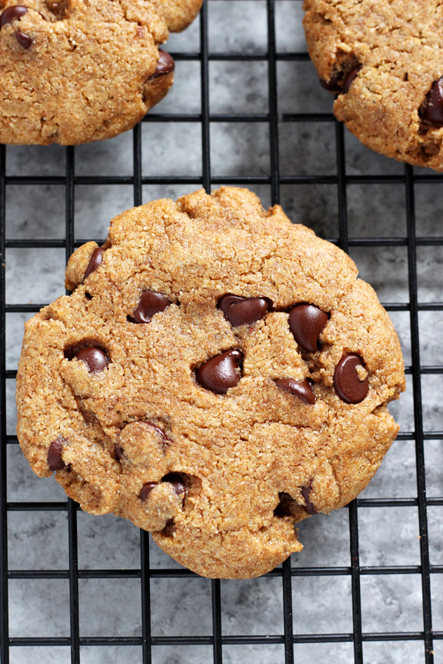 The Best Vegan Chocolate Chip Cookies - Chocolate Chips are a true classic and a must have around the holidays. Nix the eggs and butter for healthier, better ingredients and indulge in the chewiest, softest cookies ever! NeuroticMommy.com #vegan #cookies #christmas