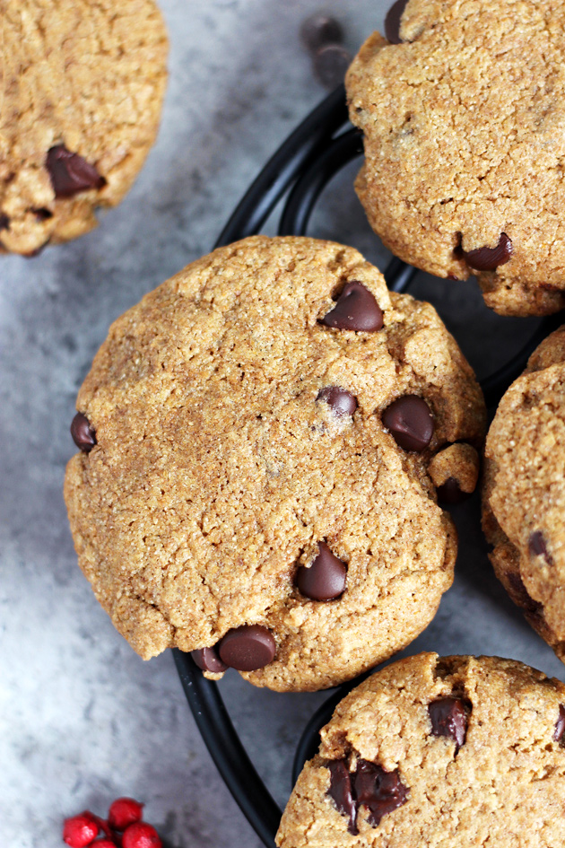 The Best Vegan Chocolate Chip Cookies - Chocolate Chips are a true classic and a must have around the holidays. Nix the eggs and butter for healthier, better ingredients and indulge in the chewiest, softest cookies ever! NeuroticMommy.com #vegan #cookies #christmas