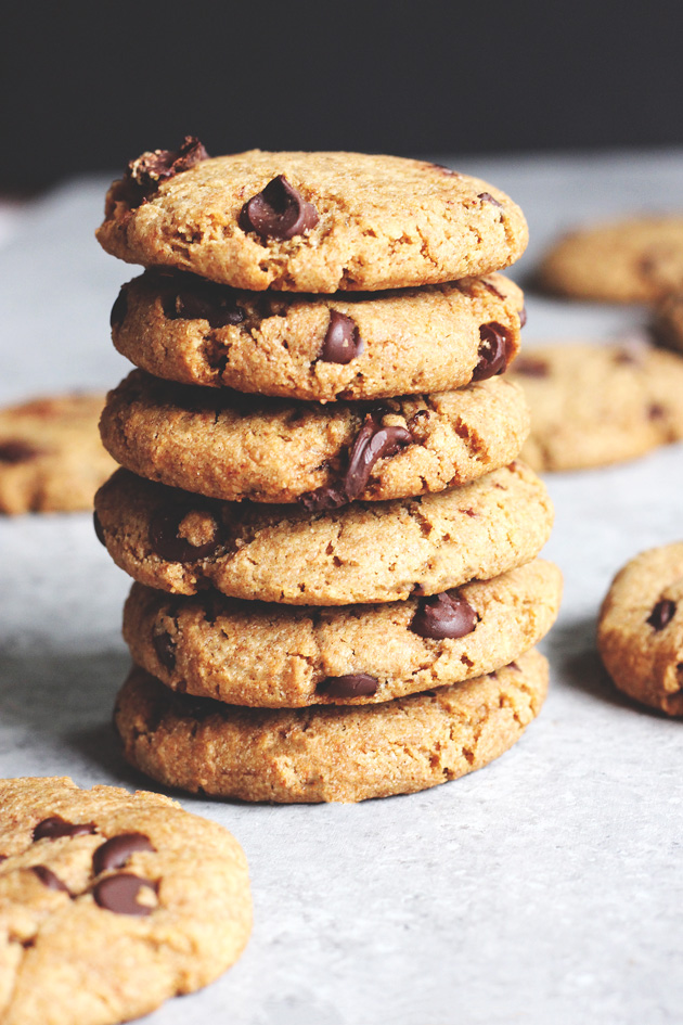 The Best Vegan Chocolate Chip Cookies - Chocolate Chips are a true classic and a must have around the holidays. Nix the eggs and butter for healthier, better ingredients and indulge in the chewiest, softest cookies ever! NeuroticMommy.com #vegan #cookies #christmas