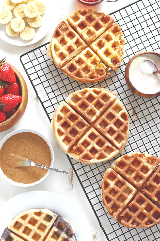 Chocolate Marble Protein Waffles - Incredibly fluffy and chocolatey waffles jam packed with proteins and superfoods. Deliciously healthy. NeuroticMommy.com #vegan #breakfast #protein