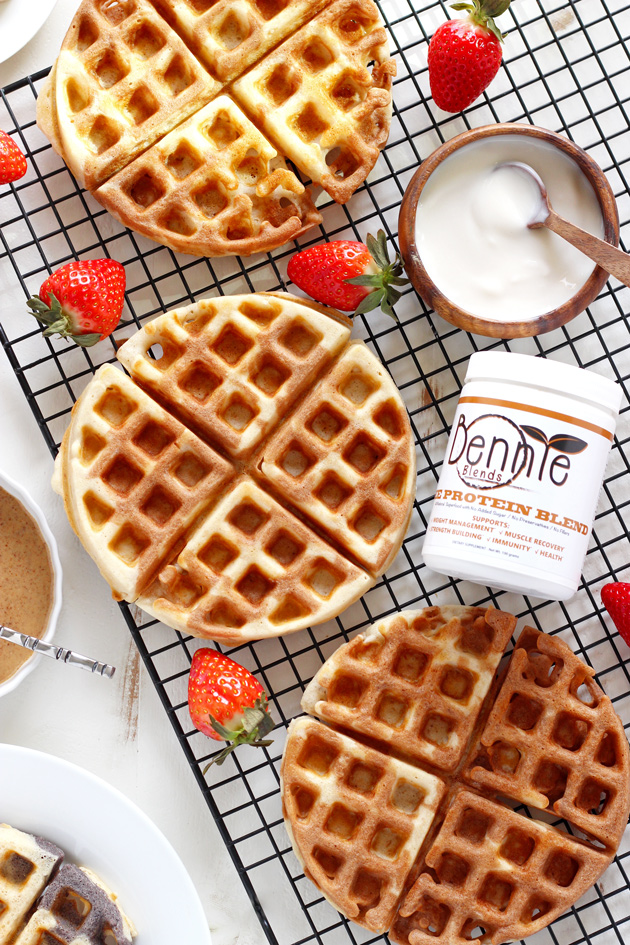 Chocolate Marble Protein Waffles - Incredibly fluffy and chocolatey waffles jam packed with proteins and superfoods. Deliciously healthy. NeuroticMommy.com #vegan #breakfast #protein