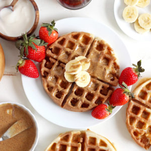 Chocolate Marble Protein Waffles - Incredibly fluffy and chocolatey waffles jam packed with proteins and superfoods. Deliciously healthy. NeuroticMommy.com #vegan #breakfast #protein