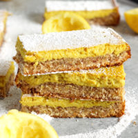 Easy Vegan Organic Lemon Bars - A super easy lemony snack just in time for Easter! Healthy and totally vegan. NeuroticMommy.com #healthy #vegan