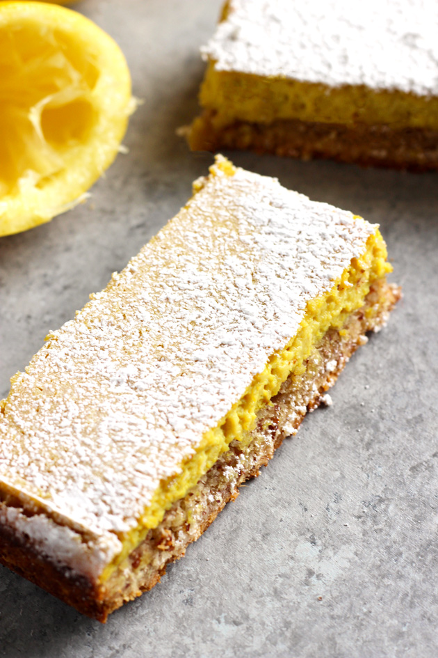 Easy Vegan Organic Lemon Bars - A super easy lemony snack just in time for Easter! Healthy and totally vegan. NeuroticMommy.com #healthy #vegan