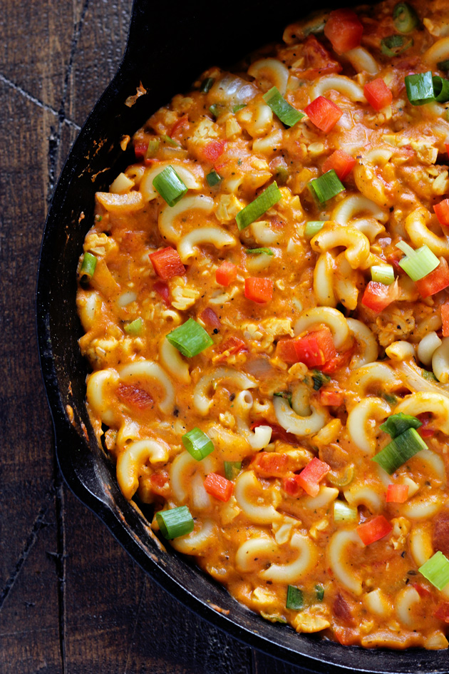 One Skillet Vegan Hamburger Helper - Using a homemade vegan cheese sauce and tempeh, giving this meal the healthy twist it deserves. Ultra cheesy, kid and adult approved. NeuroticMommy.com #vegan #healthy