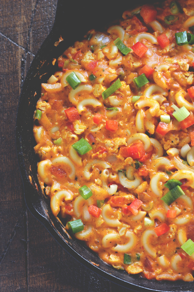 One Skillet Vegan Hamburger Helper - Using a homemade vegan cheese sauce and tempeh, giving this meal the healthy twist it deserves. Ultra cheesy, kid and adult approved. NeuroticMommy.com #vegan #healthy