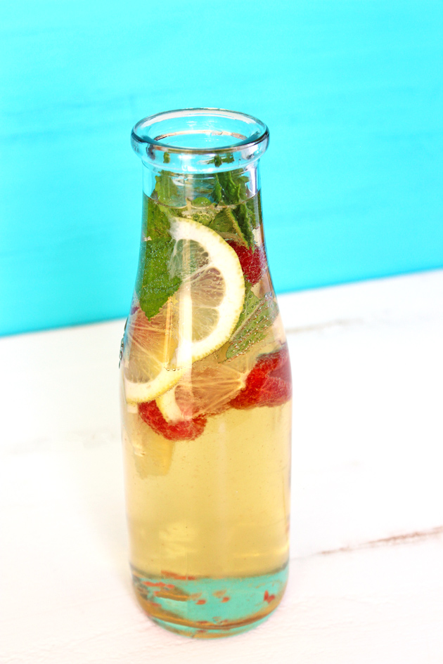 Raspberry Lemonade Spritzer - Refreshing and cool; a simple no-frills classic meant for moms or parents. It's 5o'clock somewhere! NeuroticMommy.com #momlife #vegan 