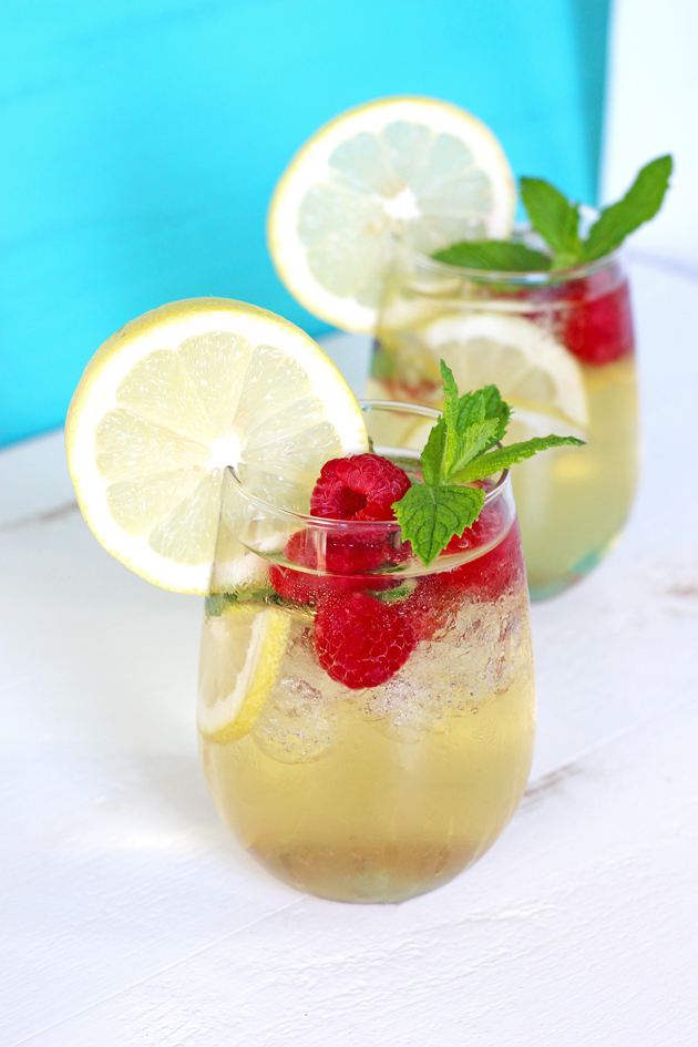 Raspberry Lemonade Spritzer - Refreshing and cool; a simple no-frills classic meant for moms or parents. It's 5o'clock somewhere! NeuroticMommy.com #momlife #vegan 