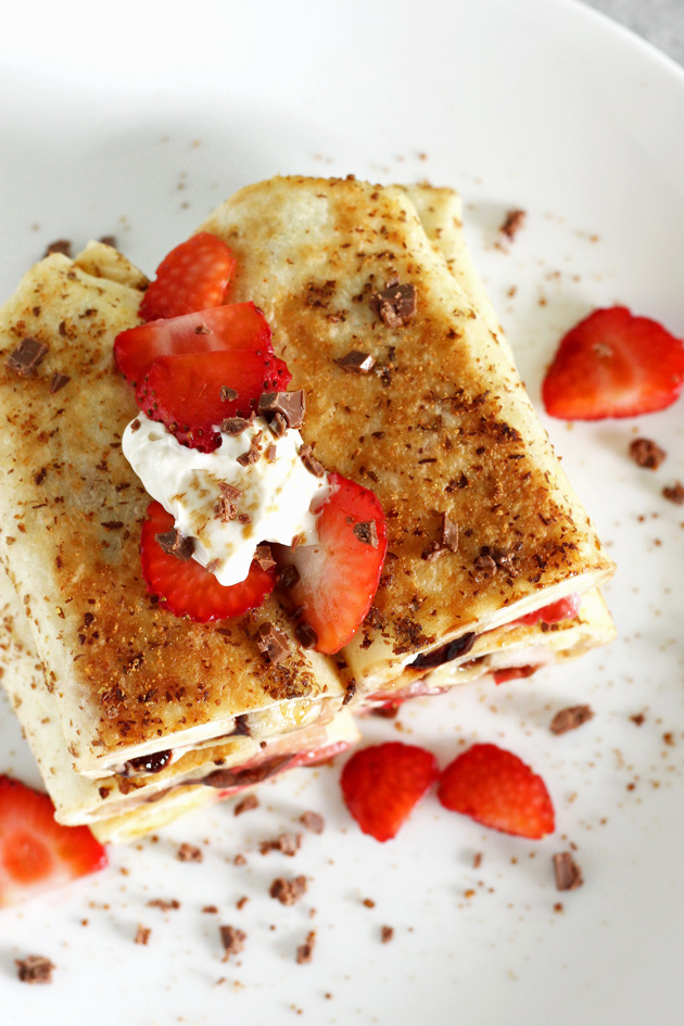 Stuffed Tortilla Cheesecake French Toast - This is the best breakfast, dessert, snack, ever! Stuffed with healthy dark chocolate, strawberries, bananas, and vegan cream cheese, you legit can't go wrong. NeuroticMommy.com #vegan #brunch #healthy