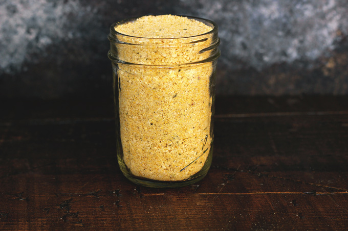 how-to-make-easy-vegan-parmesan-cheese2