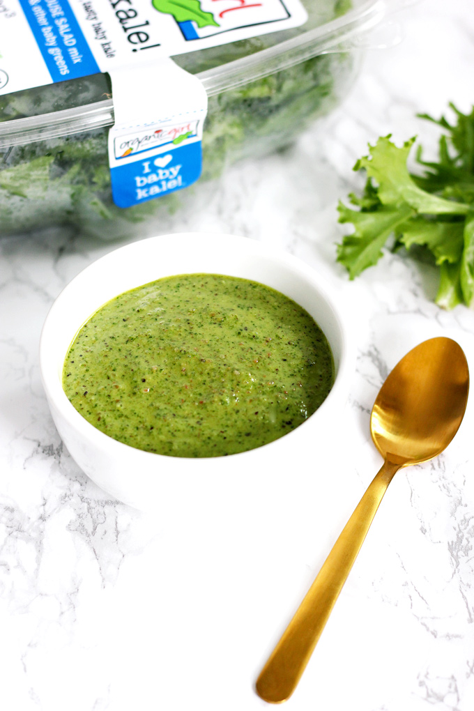 Walnut, Kale and Spinach Pesto - Easy vegan recipe that goes with just about anything. NeuroticMommy.com #vegan #pesto