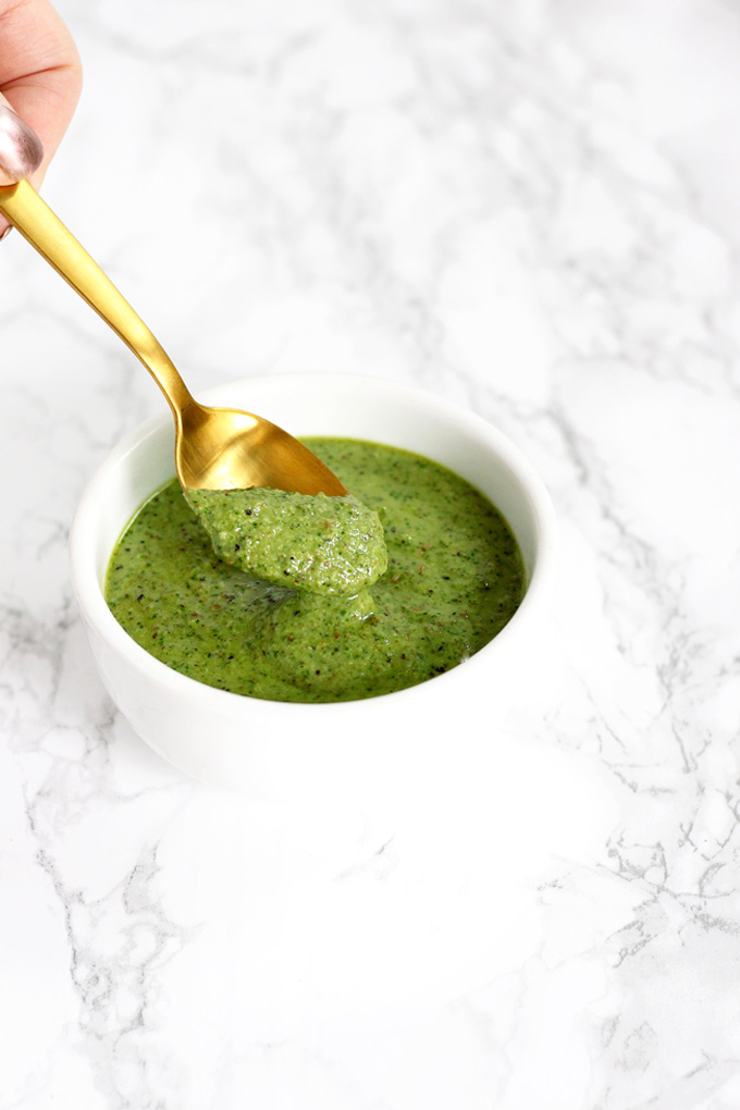 Walnut, Kale and Spinach Pesto - Easy vegan recipe that goes with just about anything. NeuroticMommy.com #vegan #pesto