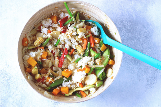 Family Style Veggie Rice Bowl - An easy, healthy meal the whole family can get in on! Loaded with all sorts of veggies. Feel free to add whatever else you like. NeuroticMommy.com #vegan #family #dinner