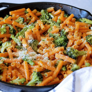 Lentil Pasta With Vegan Butter & Garlic Sauce - Protein packed lentil pasta with broccoli in a vegan butter and garlic sauce. Made in 15 minutes! A weeknight favorite. NeuroticMommy.com #vegandinners #plantbased #healthy