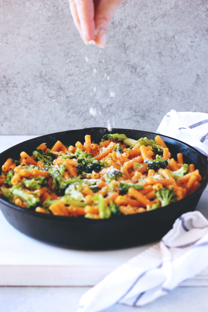 Lentil Pasta With Vegan Butter & Garlic Sauce - Protein packed lentil pasta with broccoli in a vegan butter and garlic sauce. Made in 15 minutes! A weeknight favorite. NeuroticMommy.com #vegandinners #plantbased #healthy