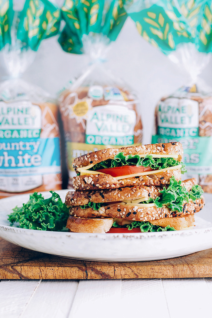 Super Cheesy Vegan Grilled Cheese - A gloriously gooey grilled cheese making this the ultimate sandwich at home the whole family will be sure to devour! NeuroticMommy.com #veganlunches #vegansandwiches