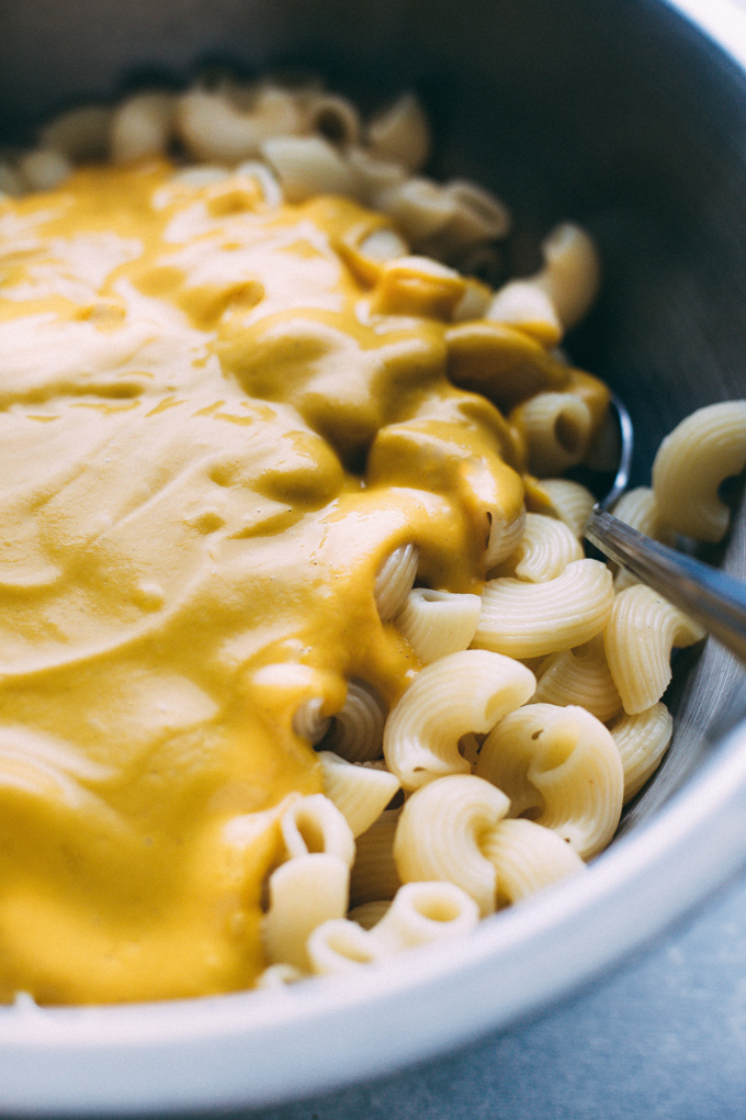 Sweet Potato Mac & Cheese - This will be your new favorite vegan cheese dish. It's healthy, nut free, super smooth, creamy and delicious. NeuroticMommy.com #vegan #sweetpotato 