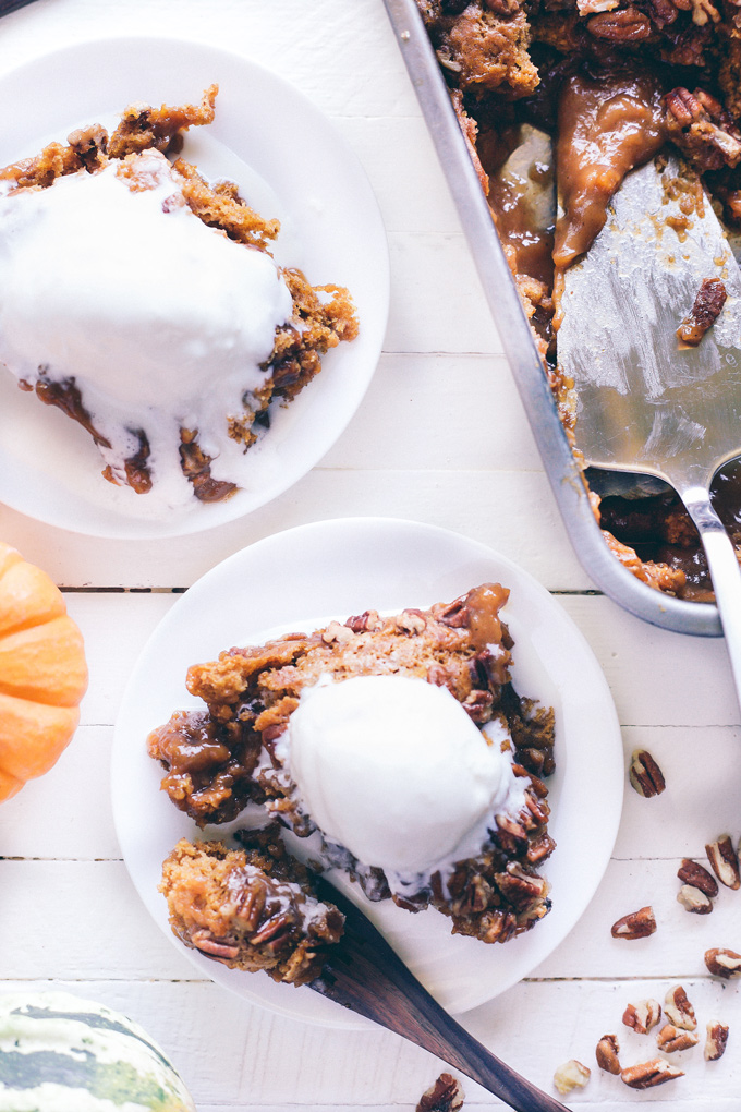 Vegan Pumpkin Pecan Cobbler - A fall must have! Enjoy this soft chewy cake oozing with pumpkin caramel in every bite! NeuroticMommy.com #vegan #pumpkin #cobbler