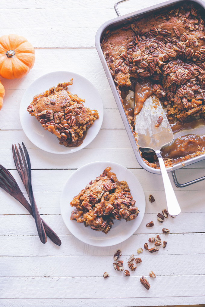 Vegan Pumpkin Pecan Cobbler - A fall must have! Enjoy this soft chewy cake oozing with pumpkin caramel in every bite! NeuroticMommy.com #vegan #pumpkin #cobbler