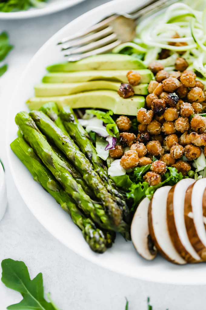 Green Goddess Salad With Roasted Chickpeas is loaded with plant protein and packed with green goodness to keep you full all day! NeuroticMommy.com #salad #vegan #healthy