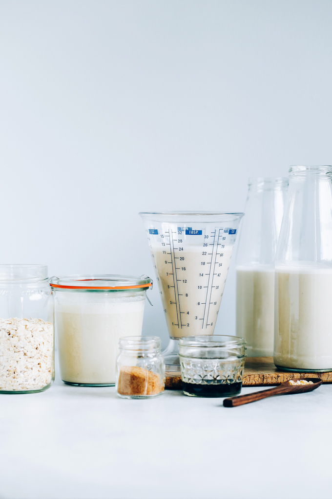 How to Make Oat Milk - A super quick and easy way to make your own homemade Oat Milk! Enjoy this creamy sweet deliciousness in your morning coffee or ontop of some crunchy granola. NeuroticMommy.com #oatmilk #vegan