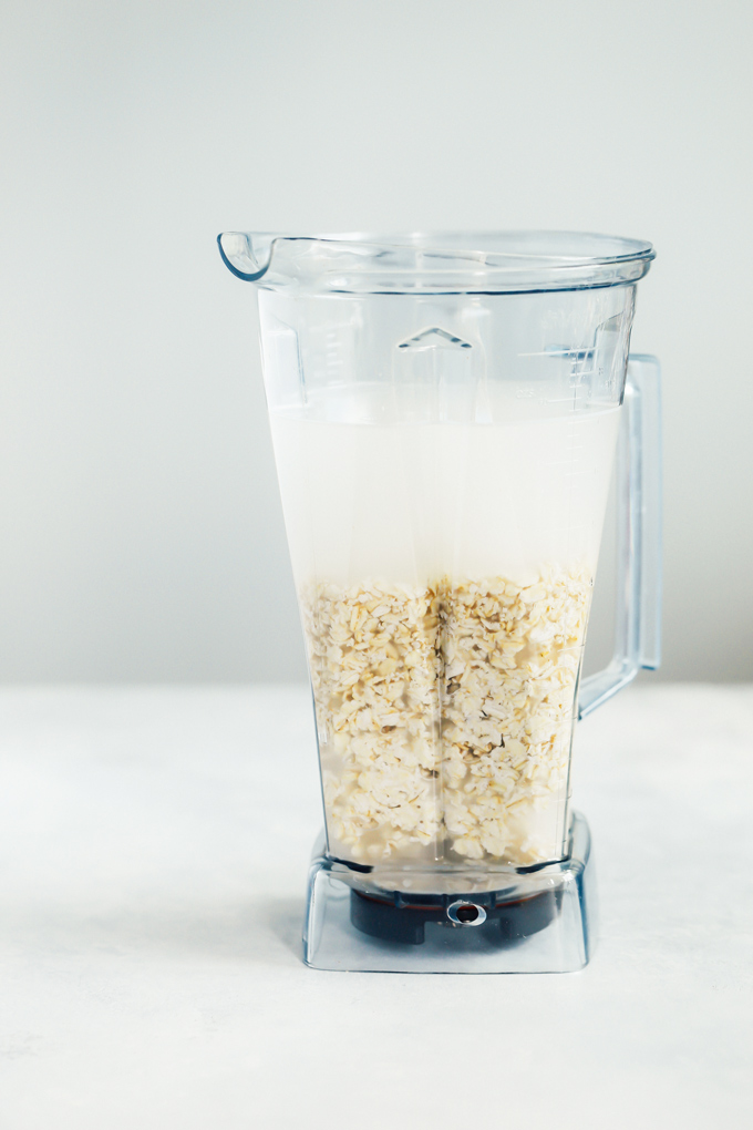 How to Make Oat Milk - A super quick and easy way to make your own homemade Oat Milk! Enjoy this creamy sweet deliciousness in your morning coffee or ontop of some crunchy granola. NeuroticMommy.com #oatmilk #vegan