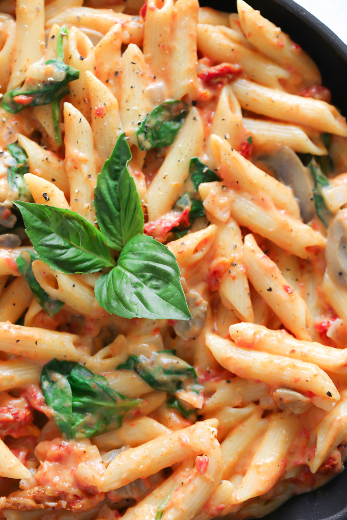 Vegan Sun-dried Tomato Basil Pasta - Just a few ingredients make up this luxuriously creamy sun-dried tomato basil cream sauce. It's perfect for dipping or swirled with your favorite pasta and veggies! - NeuroticMommy.com #vegandinner