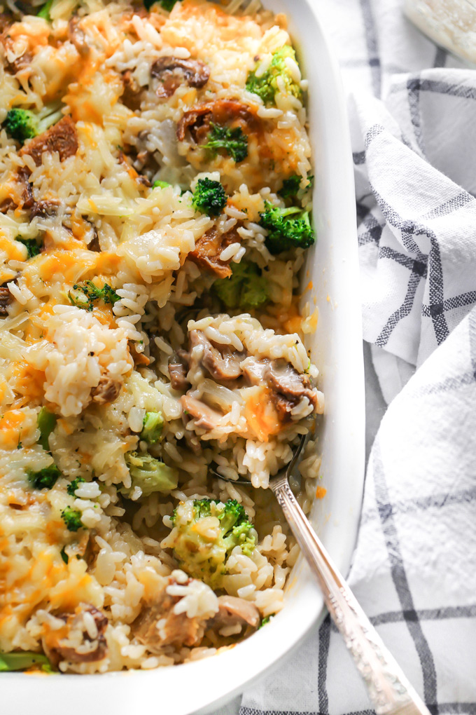 Vegan Cheesy Broccoli Sausage Rice Bake - is loaded with broccoli, rice, sausage, mushrooms and all finished off with a super melty cheesy topping. NeuroticMommy.com #vegandinner