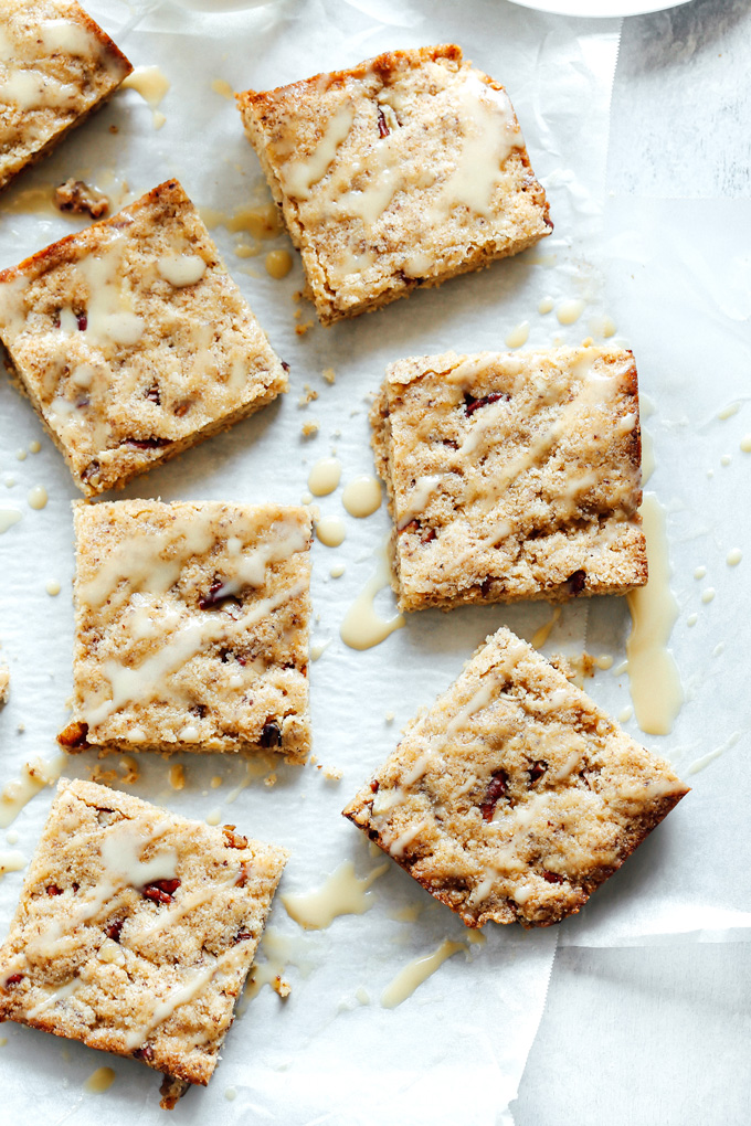 Vegan Keto Butter Rum Pecan Blondies for the win! These melt in your mouth blondies will not knock you out of ketosis and are the perfect sweet treat. NeuroticMommy.com #veganketo #keto