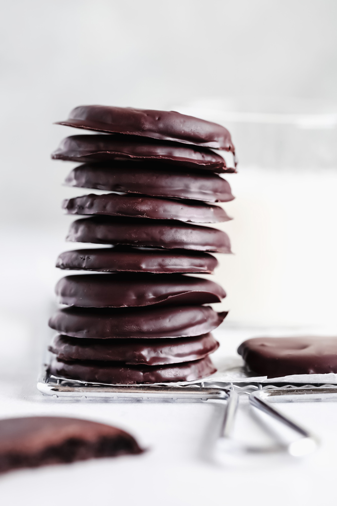 Vegan Keto Thin Mints - Draped in a chocolate minty coating you can enjoy the famous girl scout cookies everyone loves made vegan and keto friendly! NeuroticMommy.com