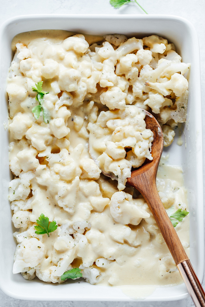 Vegan Cauliflower Mac n' Cheese - This is legit the best side dish you can make. It pairs great with anything. It's super creamy, delicious, savory and KETO Friendly! NeuroticMommy.com #vegan #keto #lowcarb