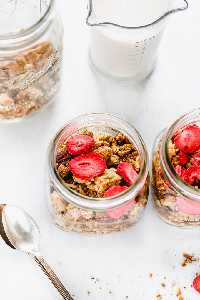 Mixed Nut and Hempseed Cereal - This vegan keto cereal will give you all the morning feels as it's even better than the sugary boxed stuff. I'm so excited for you to give this a go! NeuroticMommy.com #veganketo #vegan #keto #cereal
