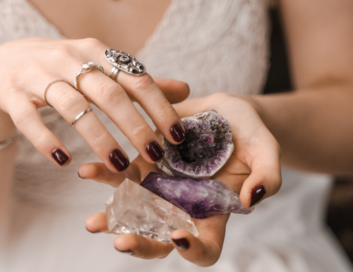 Intuitive Crystal Readings With Jenn